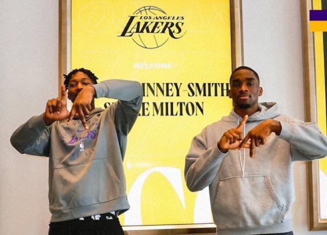 1735715778511042407.jpg GgKyxcDbYAEj1zt.jpg